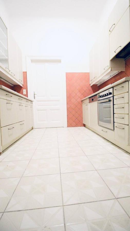 Modern Double Room Js B Vienna Esterno foto
