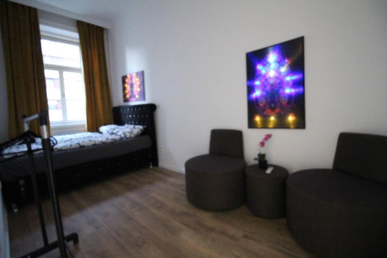 Modern Double Room Js B Vienna Esterno foto